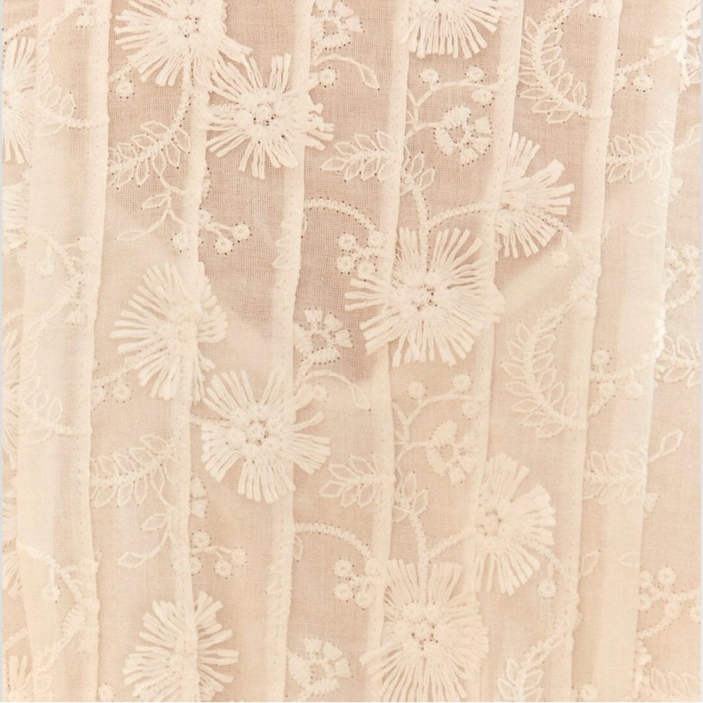 Farm Rio Off-White 3d Flower Pleated Mini Dress - Picture 9 of 13